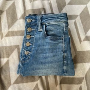 ae light wash high waisted jeans